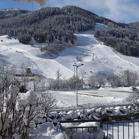 Pension Brauhaus Bad Kleinkirchheim Exteriör bild